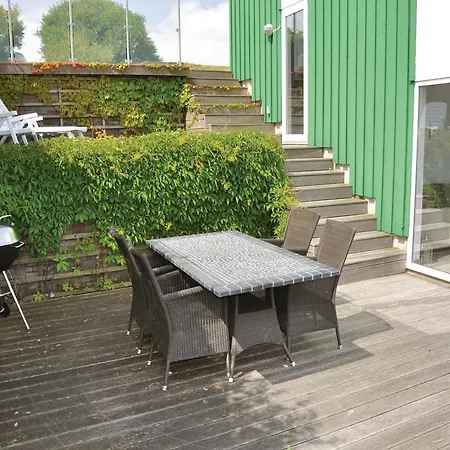 Two-bedroom Holiday In Holiday home