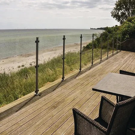 Two-bedroom Holiday In Holiday home